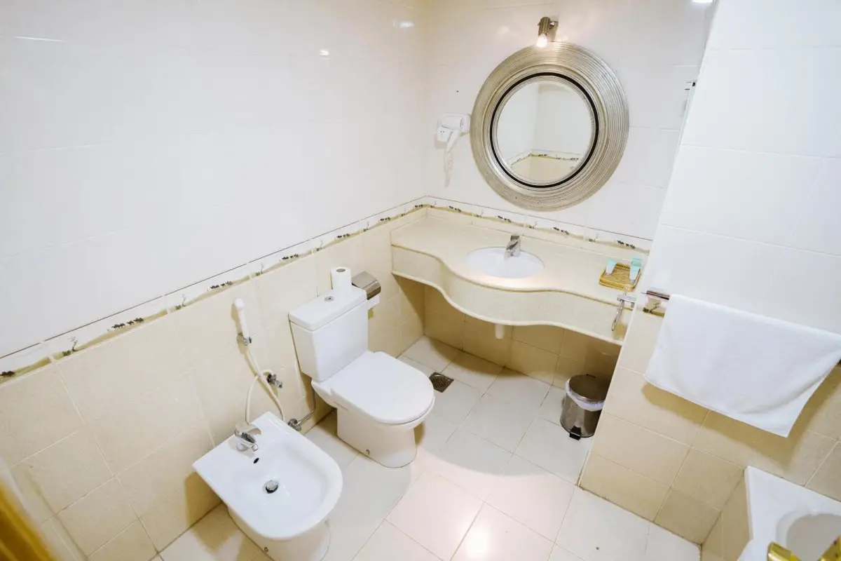 Crystal Plaza Hotel 6